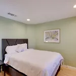 Family-Friendly Glendale Home With Private Yard