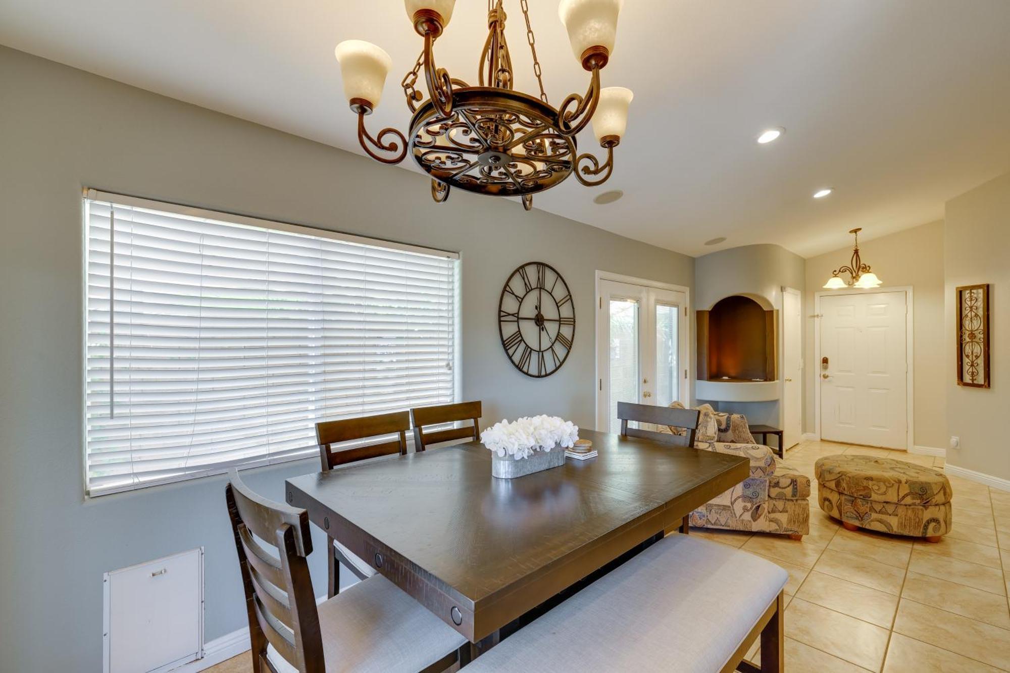 Family-friendly Glendale With Private Yard